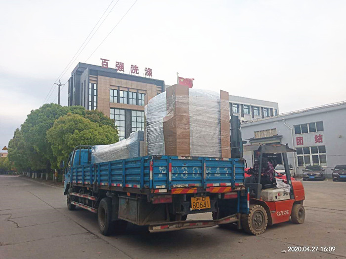 昨日百?gòu)?qiáng) 分批發(fā)貨洗滌設(shè)備至云南陜西安徽三省