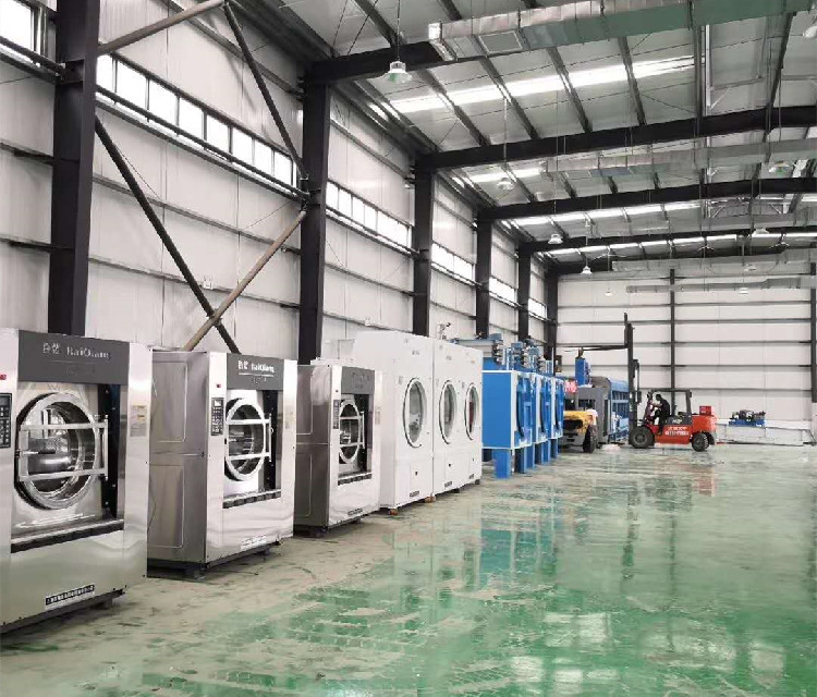 工業(yè)洗衣機(jī)100公斤價格多少？按種類報價更準(zhǔn)確